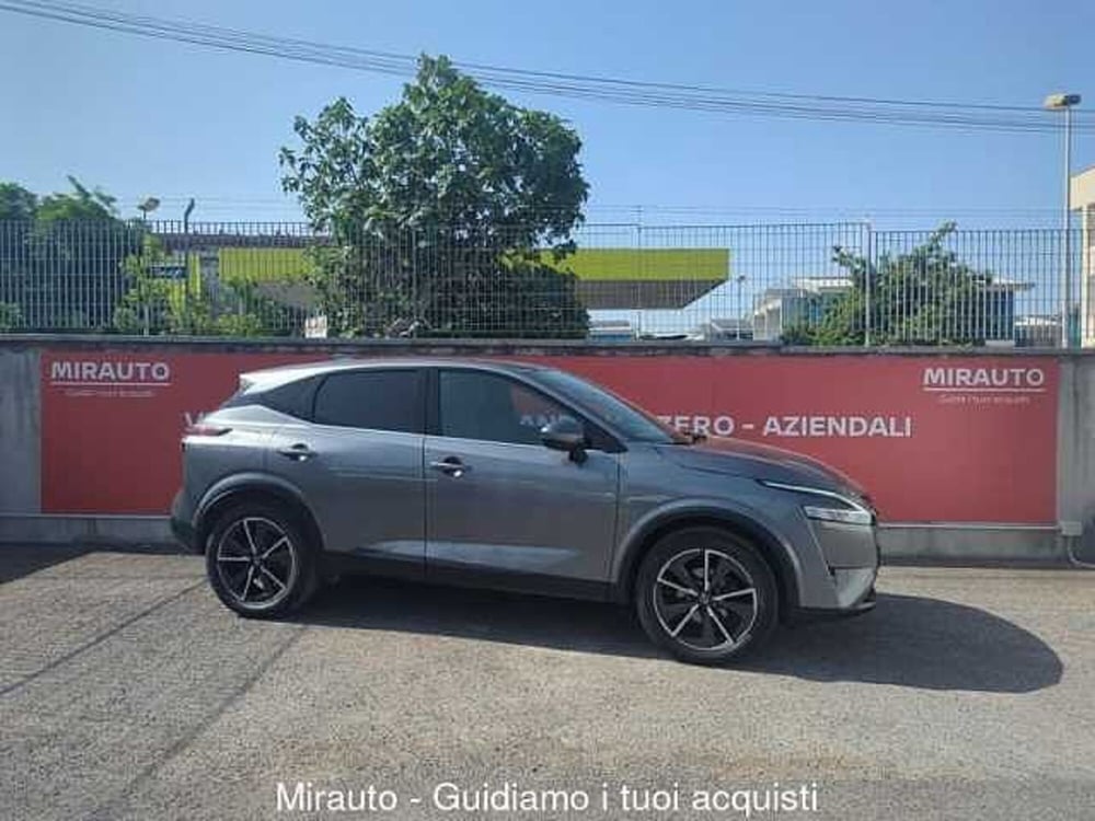 Nissan Qashqai usata a Roma
