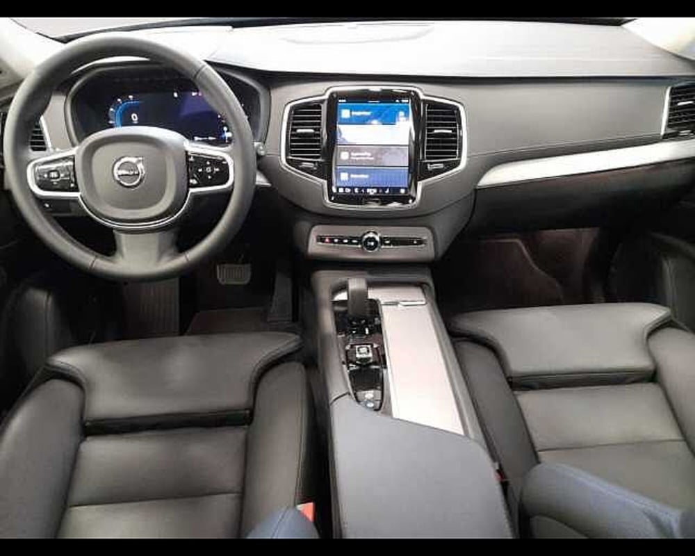 Volvo XC90 usata a Ravenna (10)