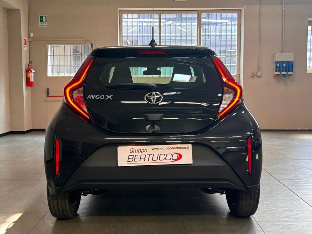 Toyota Aygo X nuova a Verona (5)