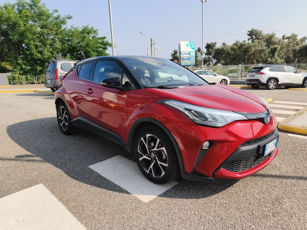 Toyota Toyota C-HR usata a Reggio Calabria (7)