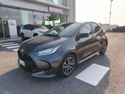 Toyota Yaris 1.5 Hybrid 5 porte Lounge del 2021 usata a Reggio Calabria