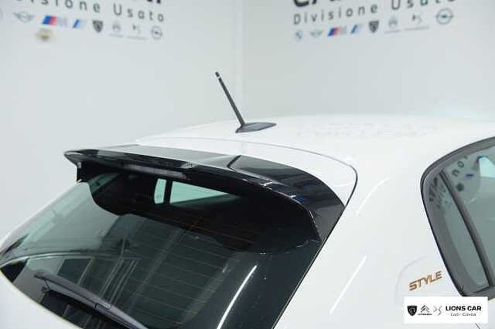 Peugeot 208 nuova a Lodi (11)
