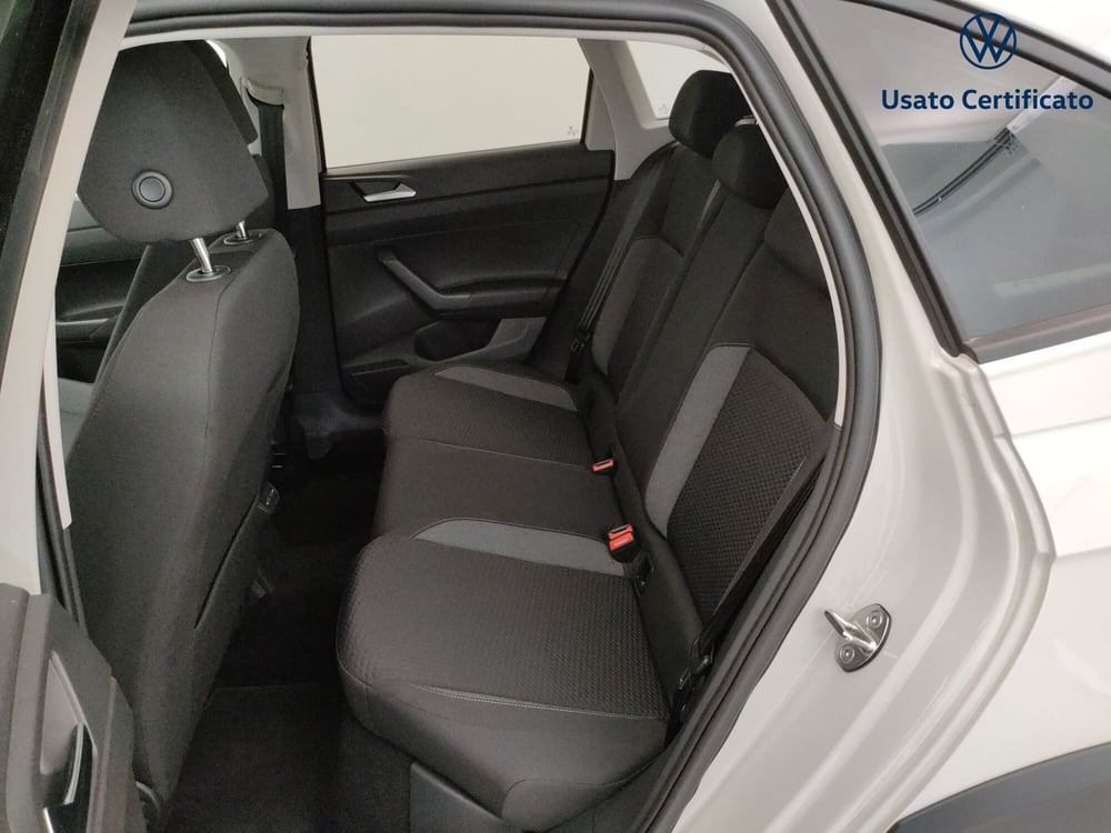 Volkswagen Taigo usata a Varese (11)