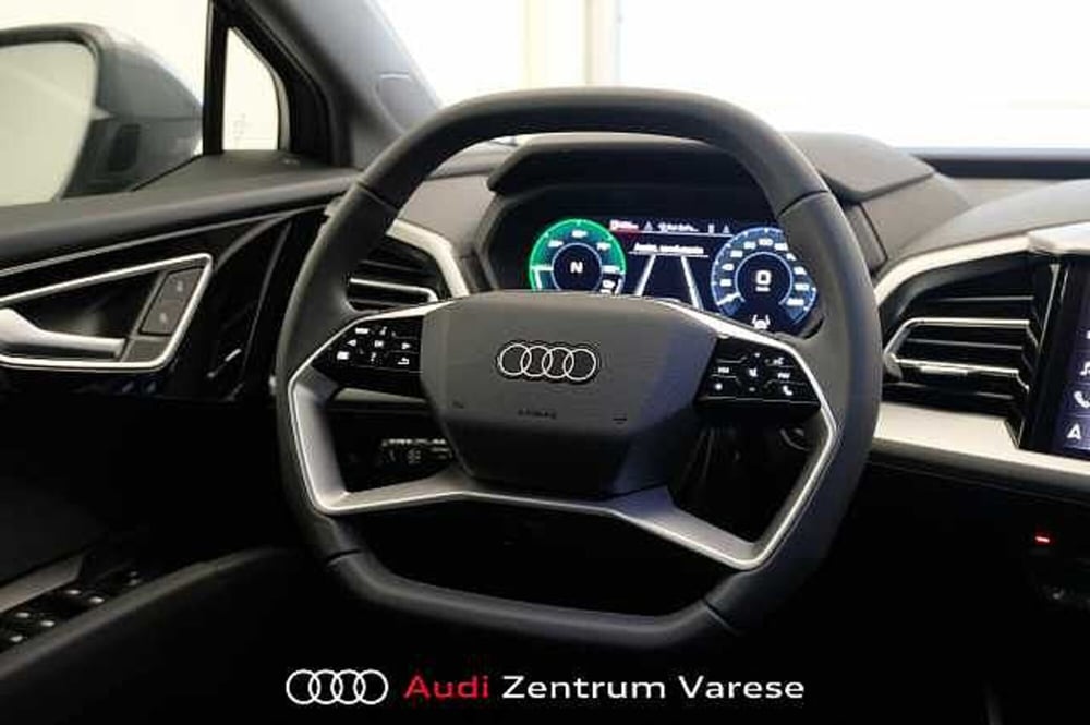 Audi Q4 nuova a Varese (10)
