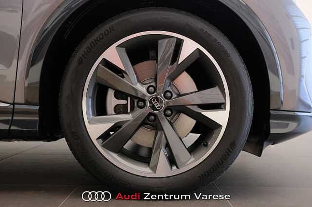 Audi Q4 nuova a Varese (3)
