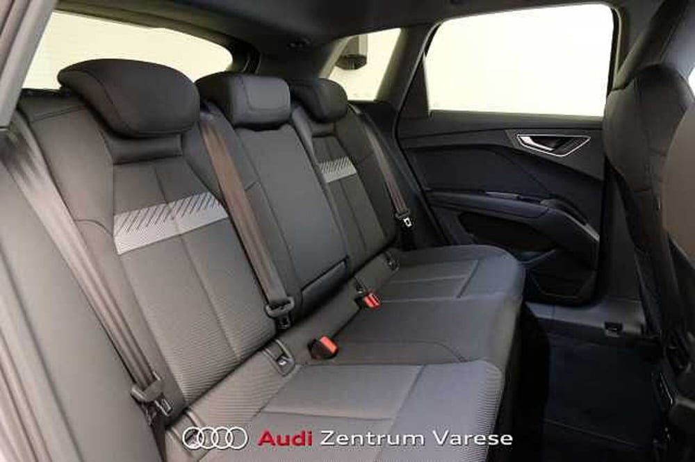 Audi Q4 nuova a Varese (8)