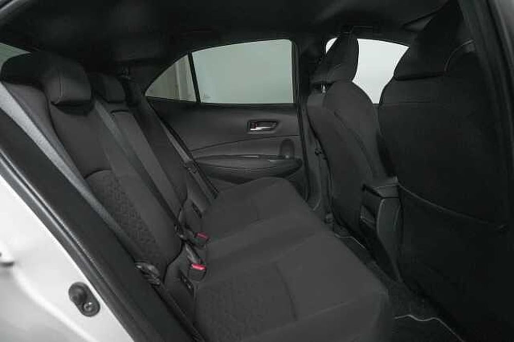 Toyota Rav4 usata a Como (11)