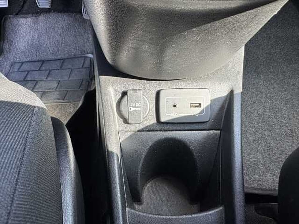 Lancia Ypsilon usata a Torino (18)