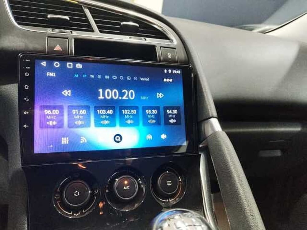 Peugeot 3008 usata a Lecce (10)