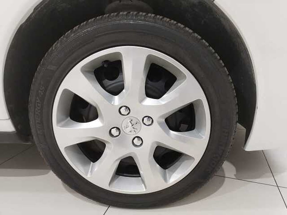 Peugeot 3008 usata a Lecce (4)