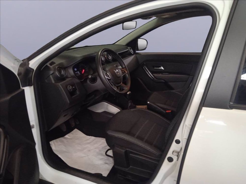 Dacia Duster usata a Milano (6)