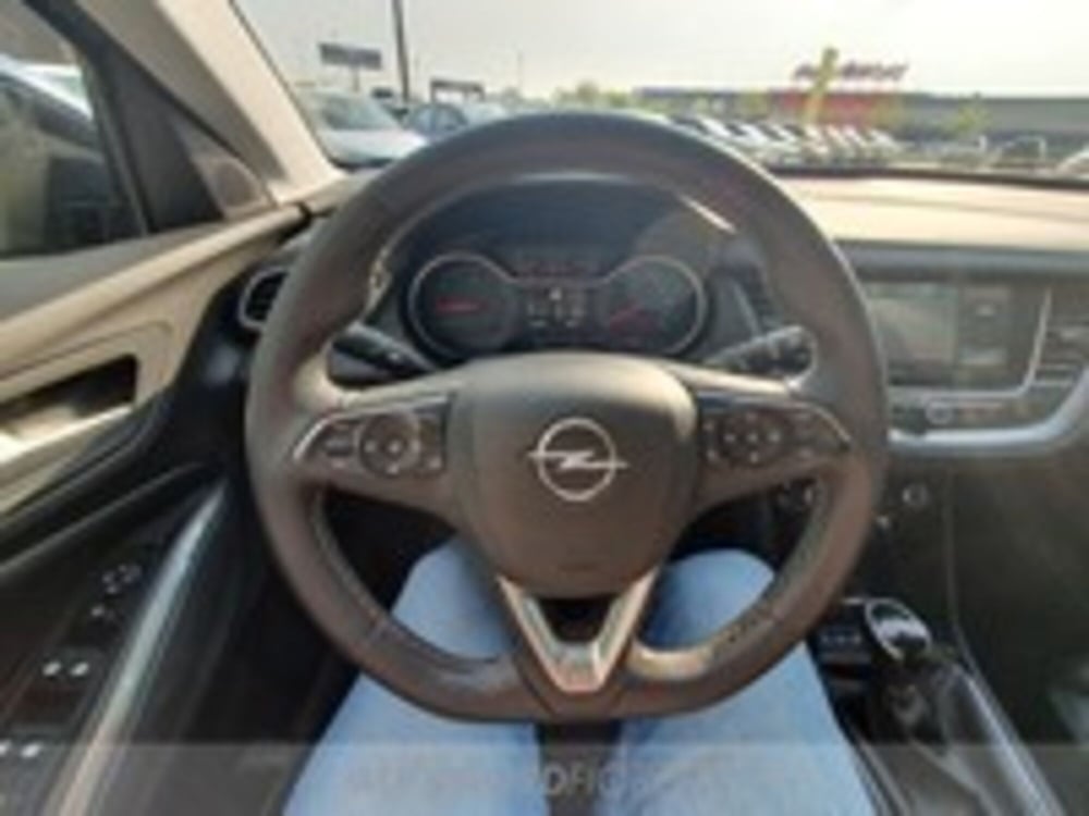 Opel Grandland X usata a Udine (15)