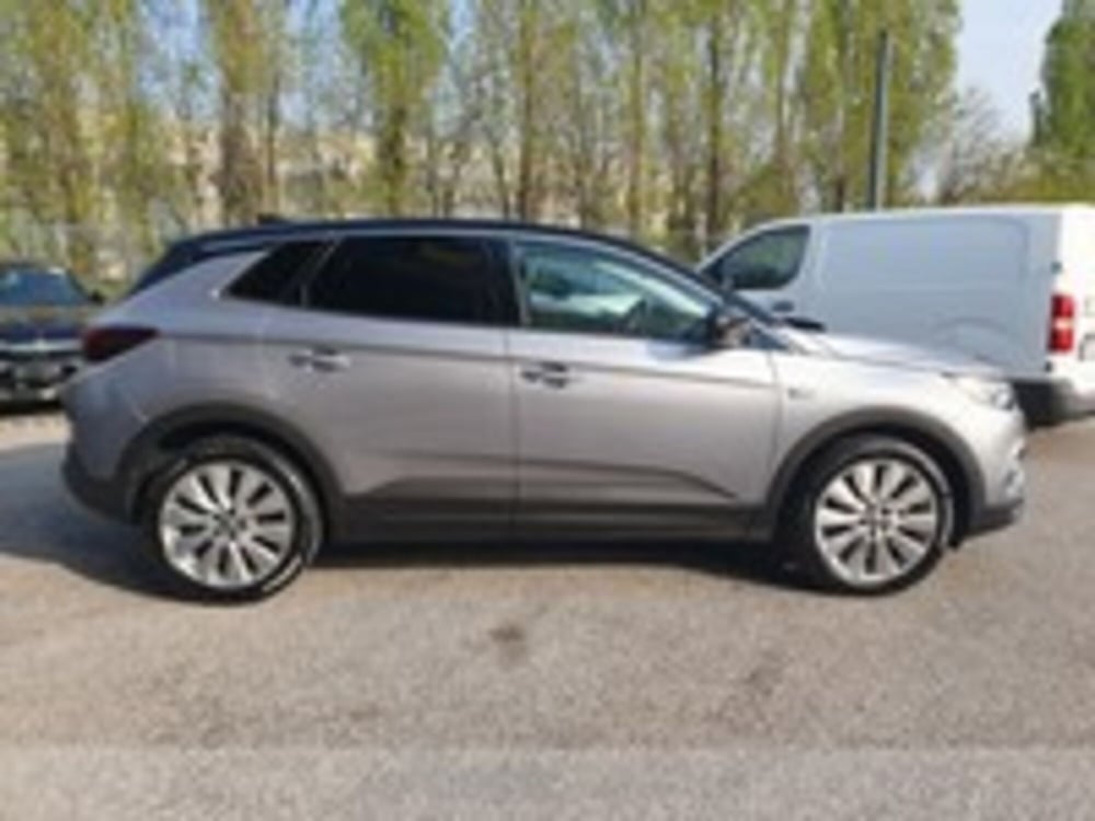 Opel Grandland X usata a Udine (4)