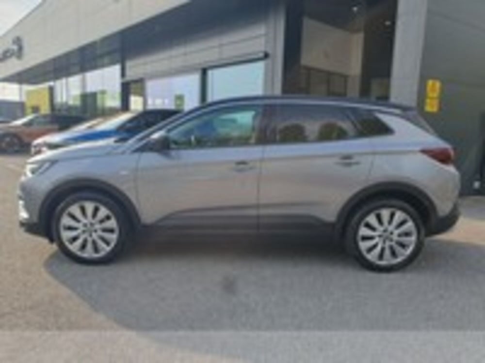 Opel Grandland X usata a Udine (8)
