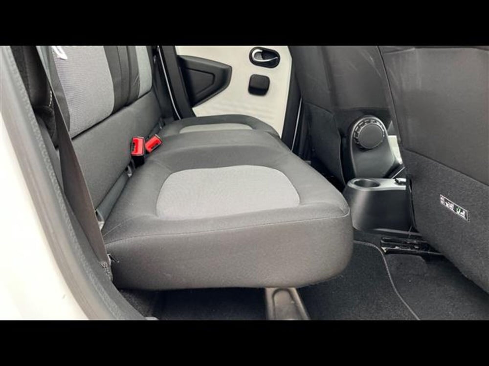 Renault Twingo usata a Lecce (10)