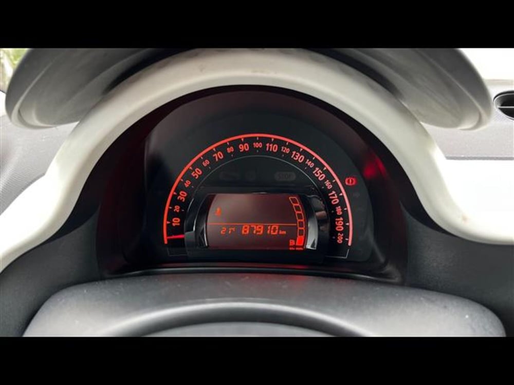 Renault Twingo usata a Lecce (8)