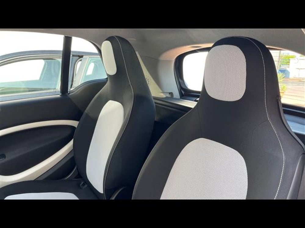 smart Fortwo usata a Lecce (10)