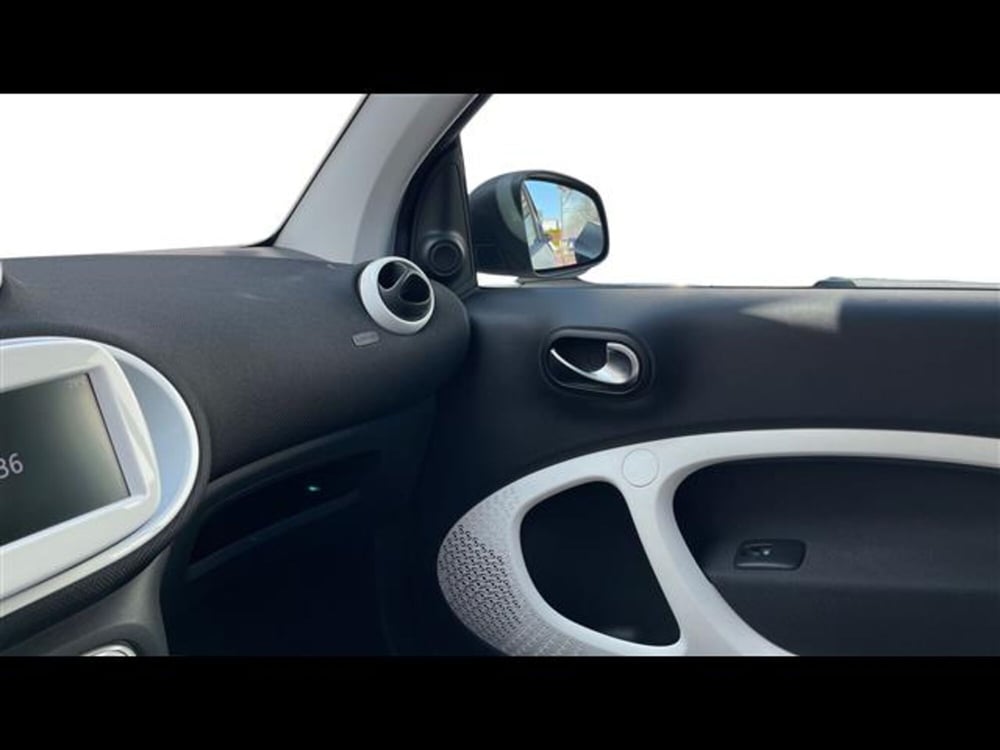 smart Fortwo usata a Lecce (12)