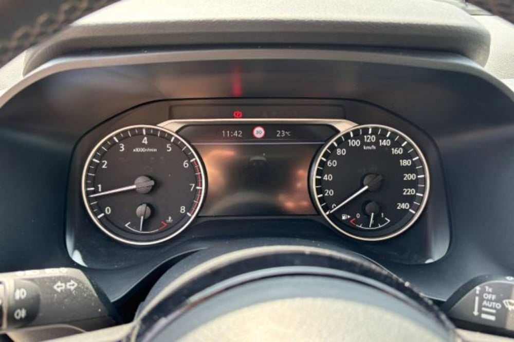 Nissan Qashqai usata a Latina (12)