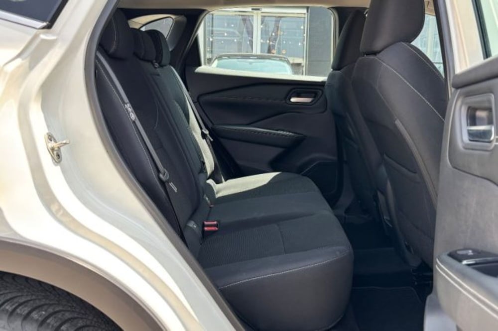 Nissan Qashqai usata a Latina (9)