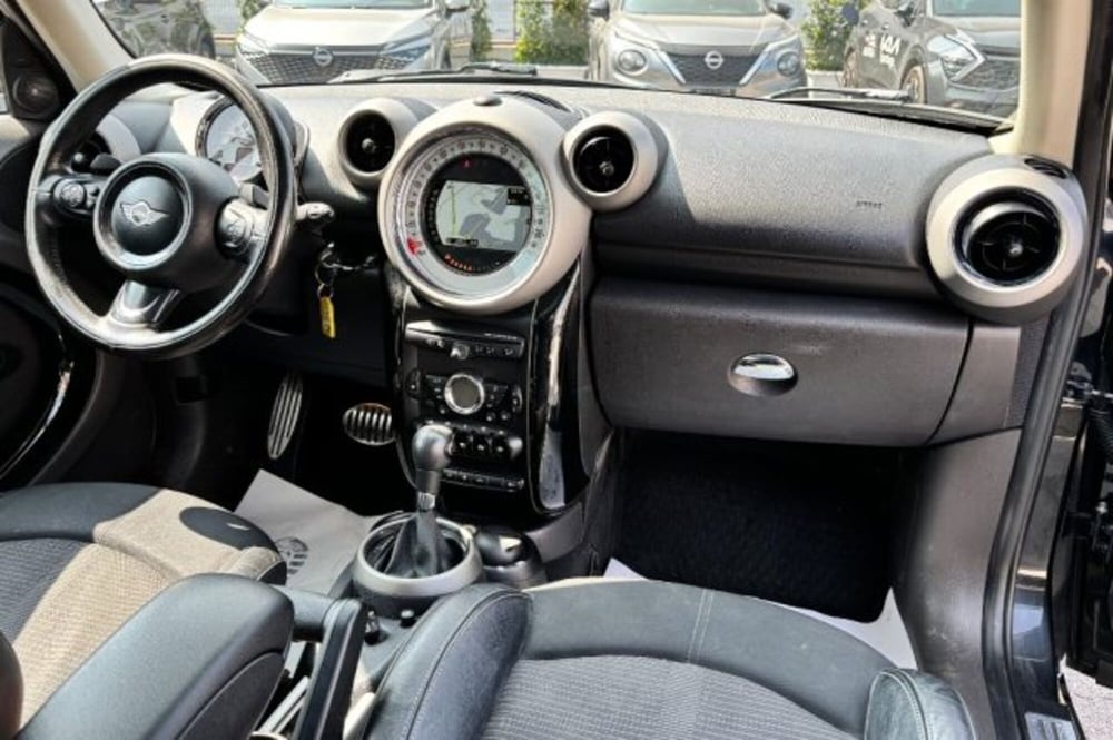 MINI Mini Countryman usata a Latina (9)