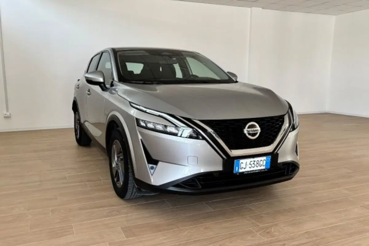 Nissan Qashqai usata a Latina