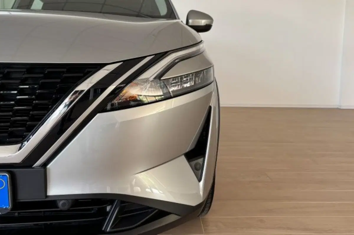 Nissan Qashqai usata a Latina (10)