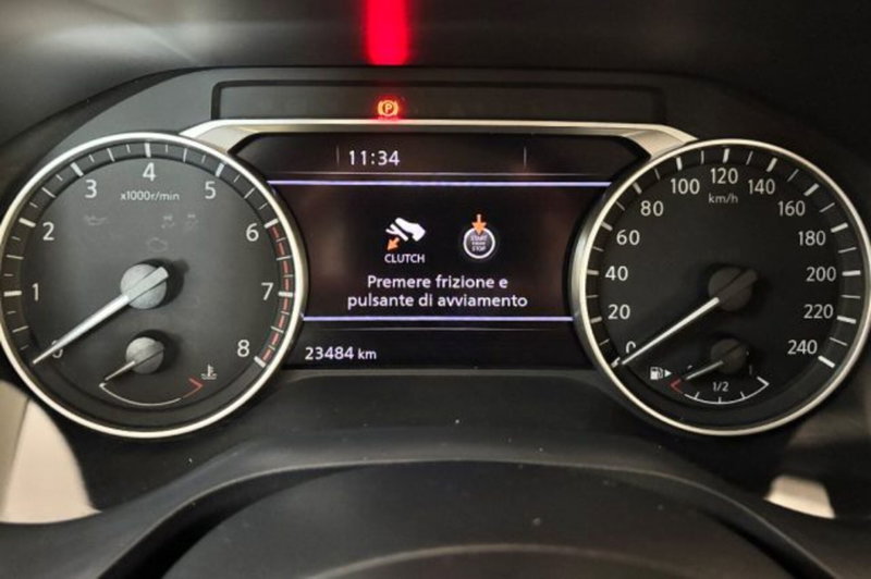 Nissan Qashqai usata a Latina (12)