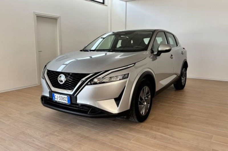 Nissan Qashqai usata a Latina (3)
