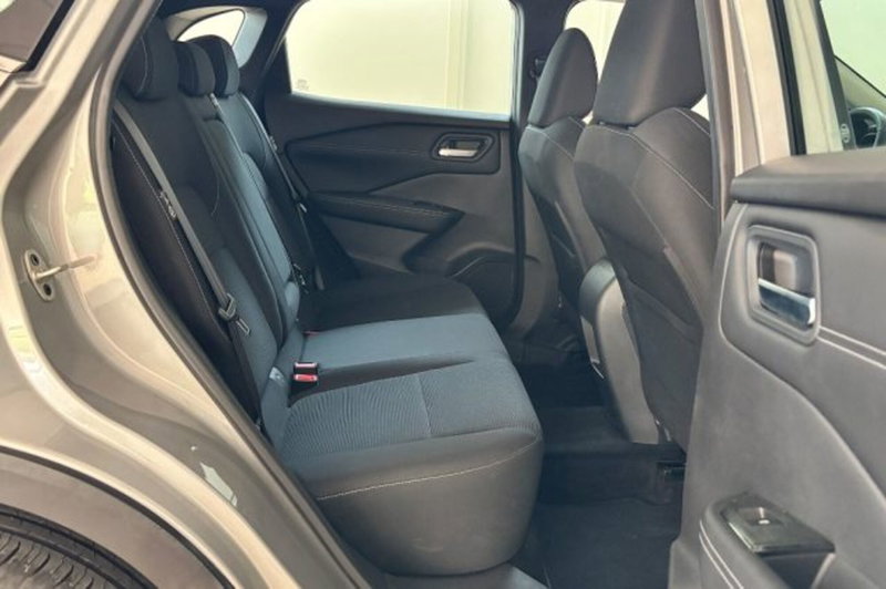 Nissan Qashqai usata a Latina (9)