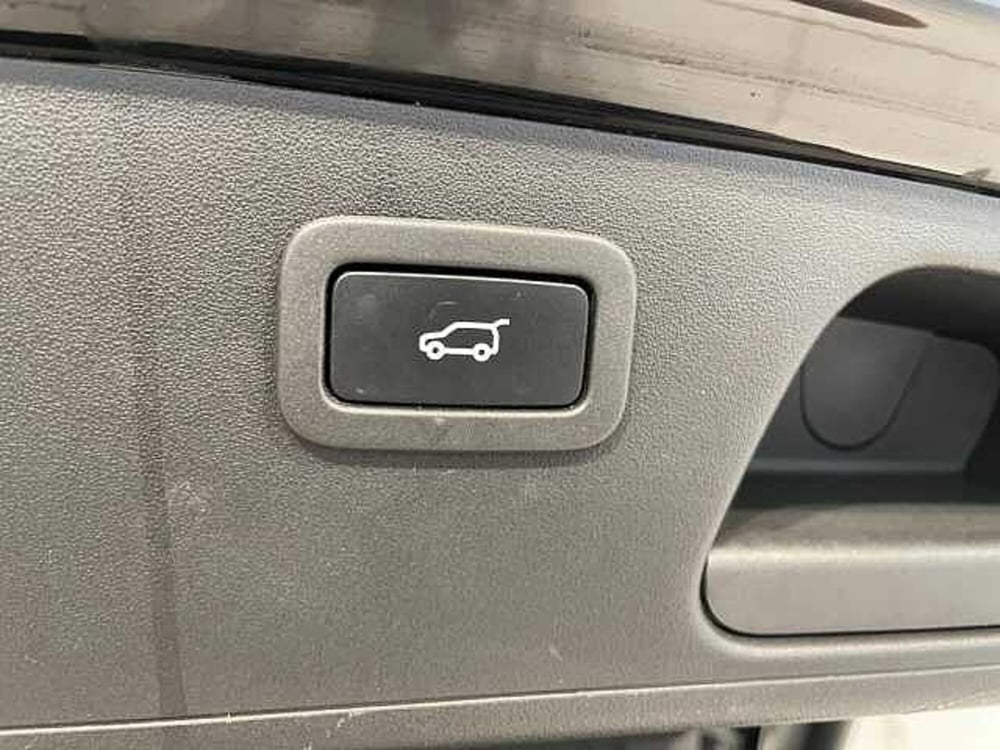 Jaguar E-Pace usata a Ravenna (12)