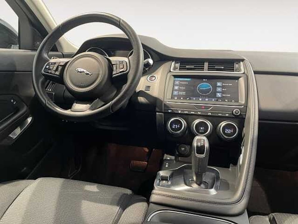 Jaguar E-Pace usata a Ravenna (13)