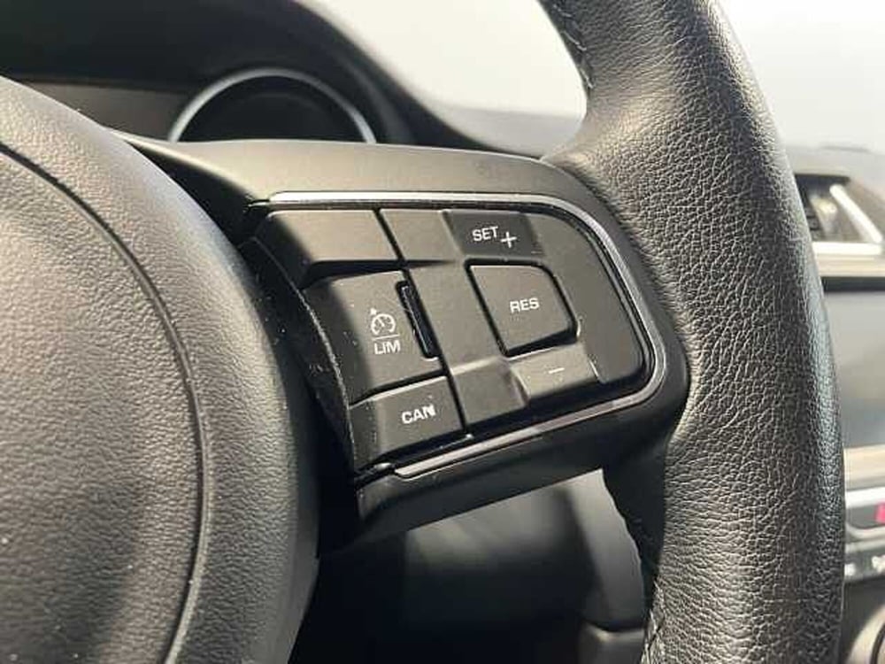 Jaguar E-Pace usata a Ravenna (15)