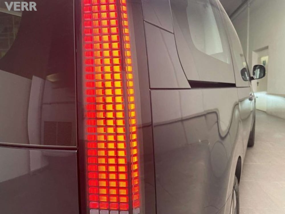 Hyundai Staria nuova a Milano (4)