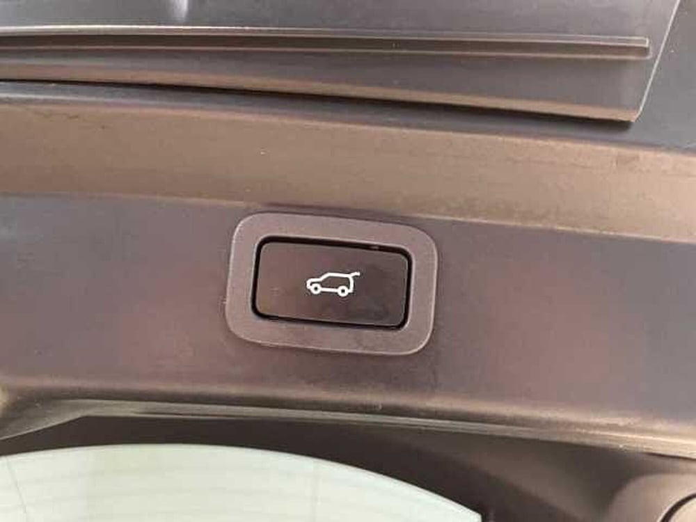 Jaguar I-Pace usata a Ravenna (12)