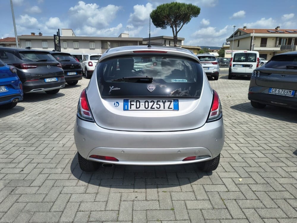 Lancia Ypsilon usata a Firenze (18)