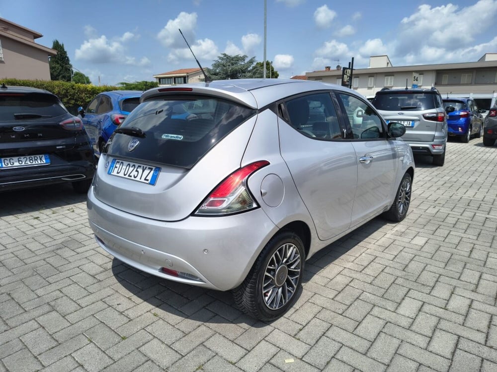 Lancia Ypsilon usata a Firenze (4)