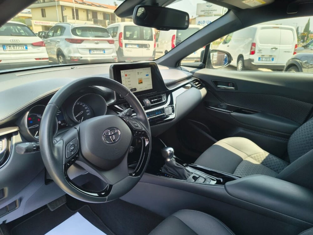 Toyota Toyota C-HR usata a Firenze (8)