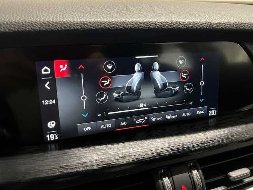 Alfa Romeo Stelvio usata a Catanzaro (19)