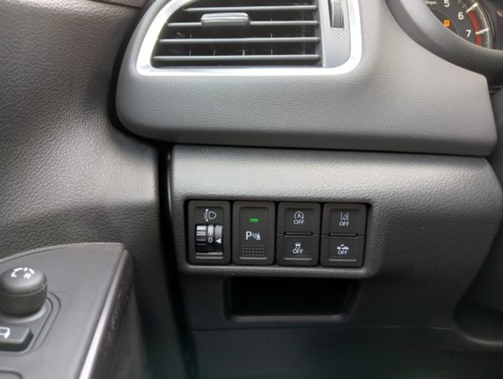 Suzuki S-Cross nuova a Brescia (15)