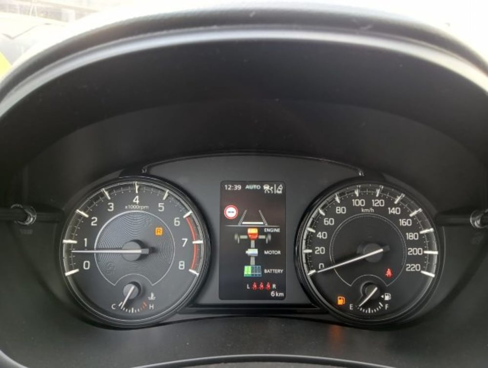 Suzuki S-Cross nuova a Brescia (7)