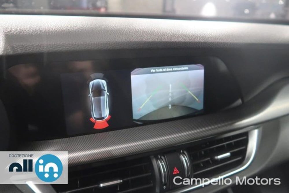 Alfa Romeo Stelvio nuova a Venezia (11)