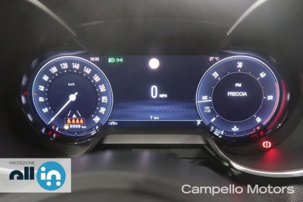 Alfa Romeo Stelvio nuova a Venezia (9)