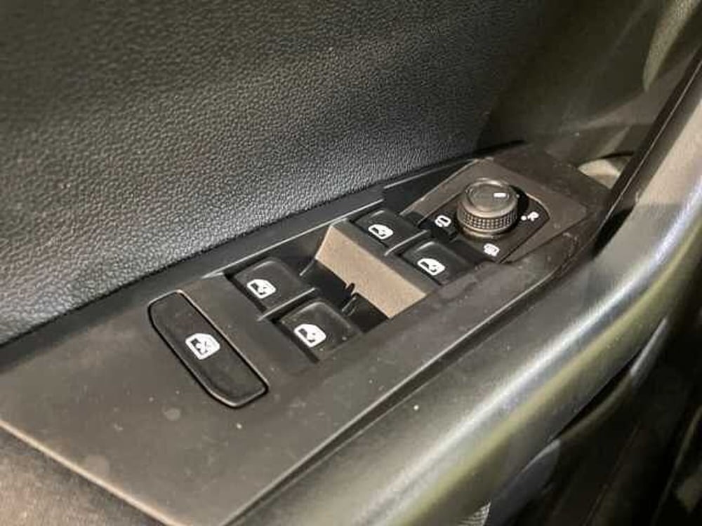 Volkswagen Taigo usata a Ravenna (19)