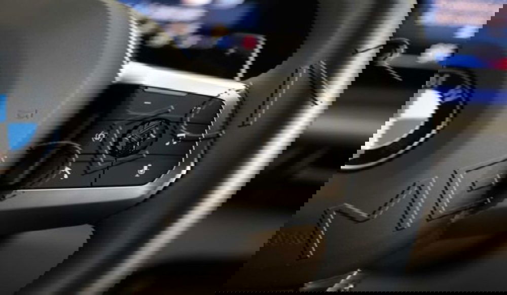 BMW X2 nuova a Potenza (13)