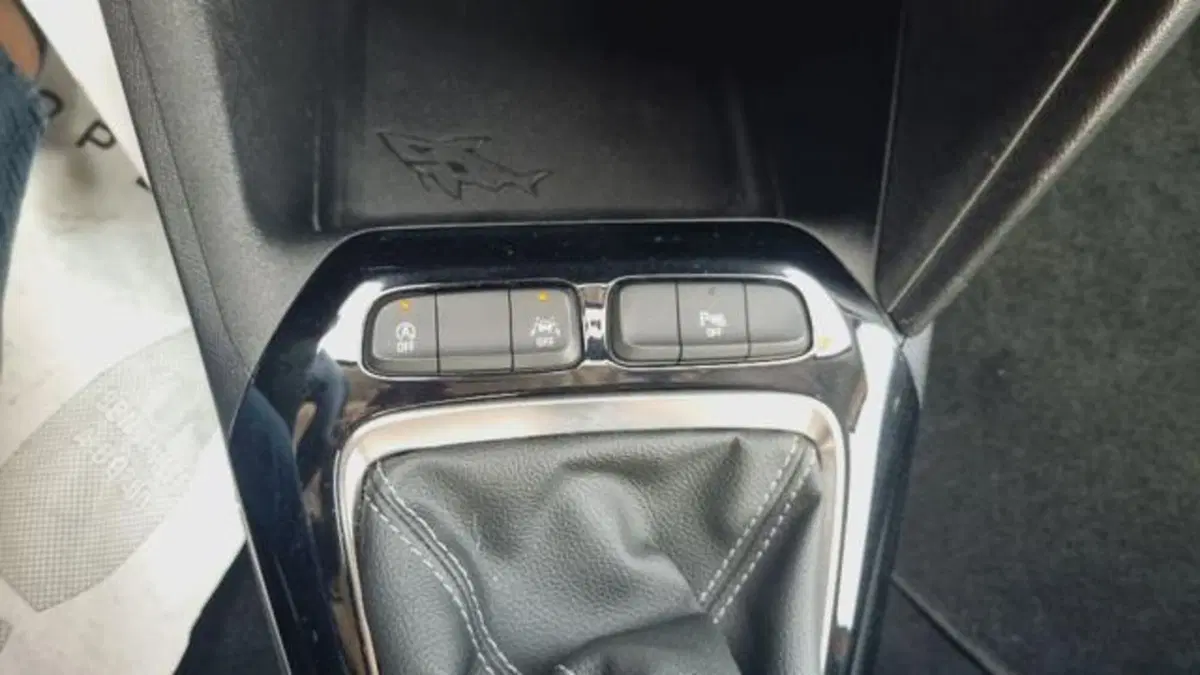 Opel Corsa usata a Savona (8)
