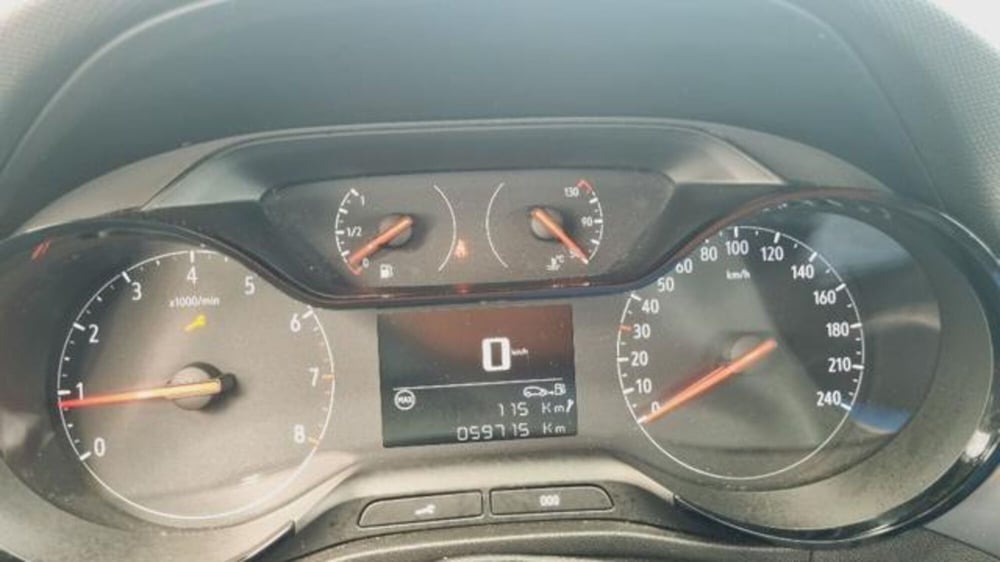 Opel Crossland usata a Savona (4)