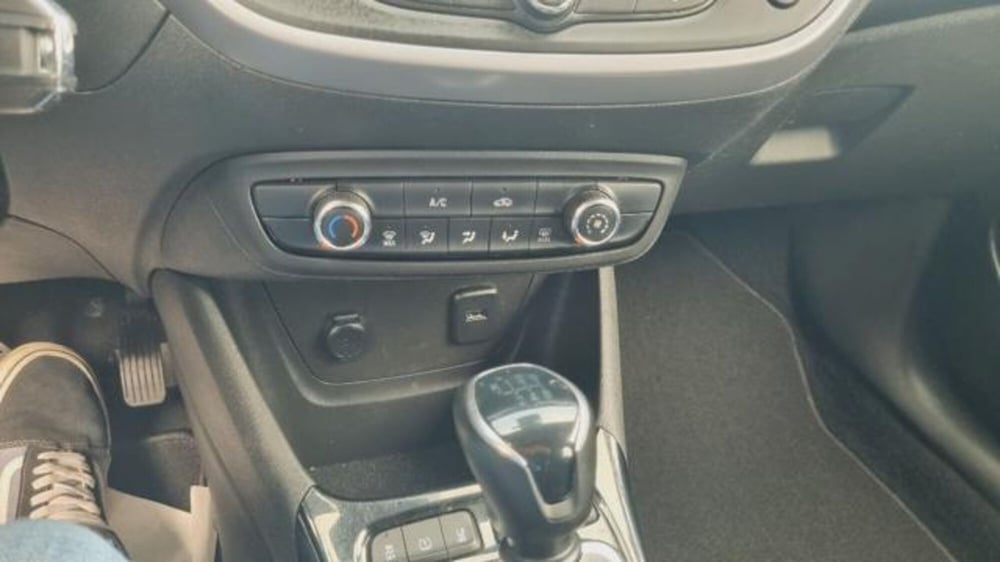 Opel Crossland usata a Savona (7)