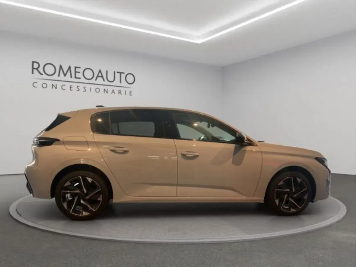 Peugeot 308 nuova a Perugia (7)