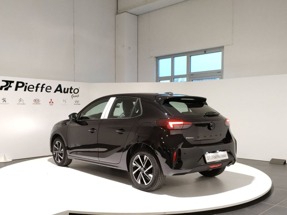 Opel Corsa nuova a Ascoli Piceno (3)